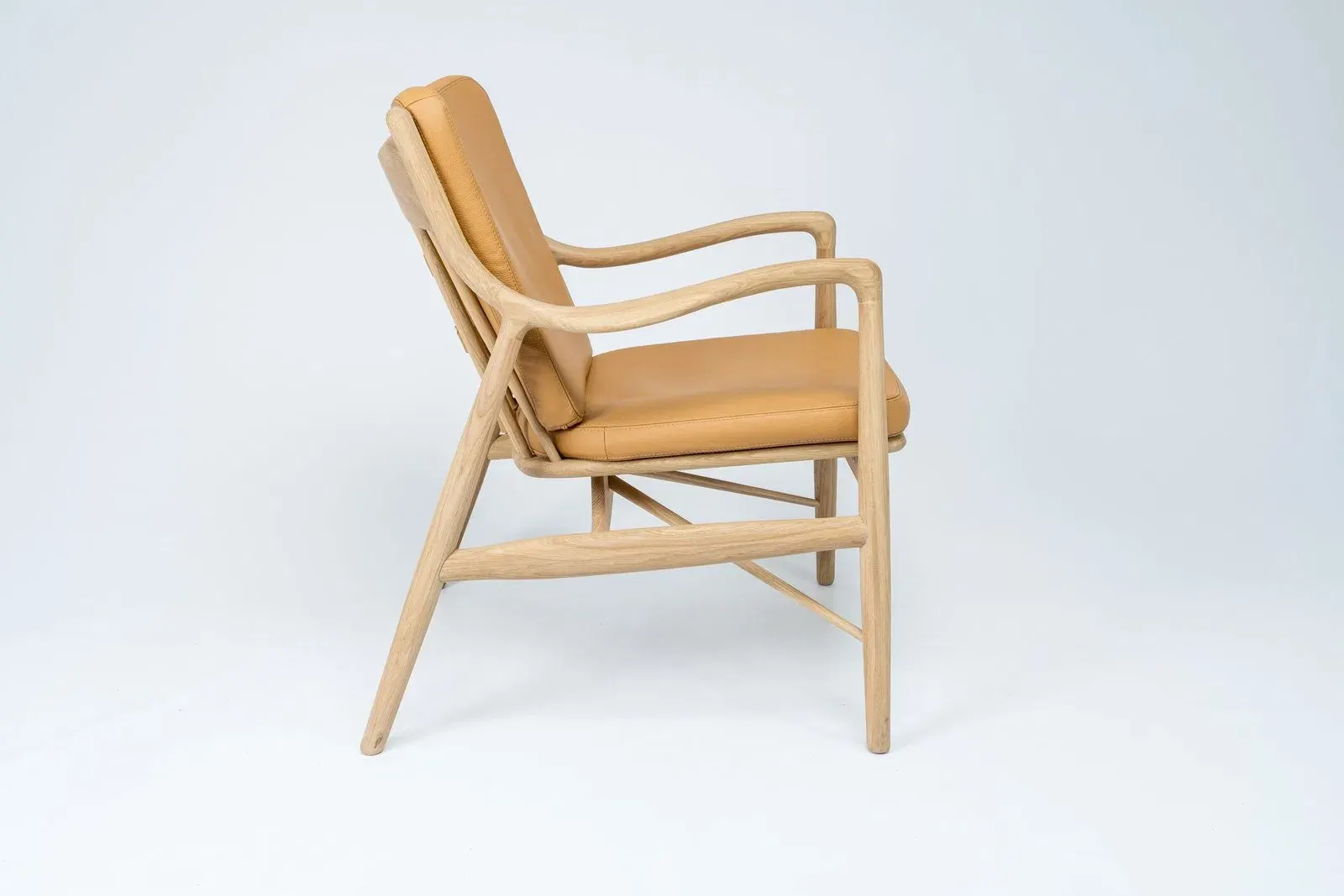 Adelfia Comfort Stolica 3