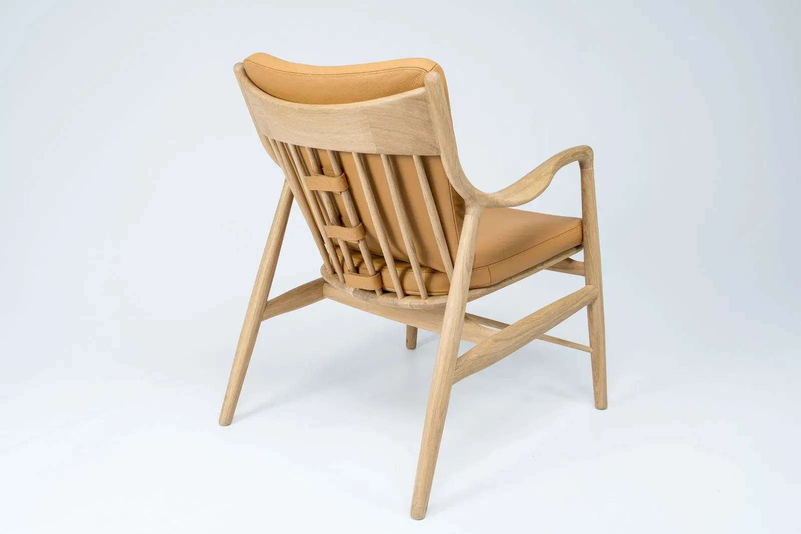 Adelfia Comfort Stolica 2