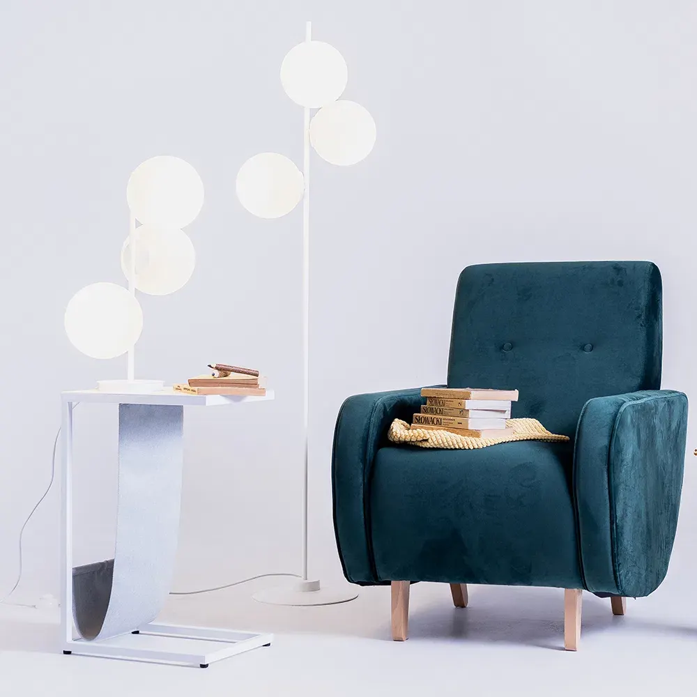 Stol lampa BOBLER – bijela — detalj