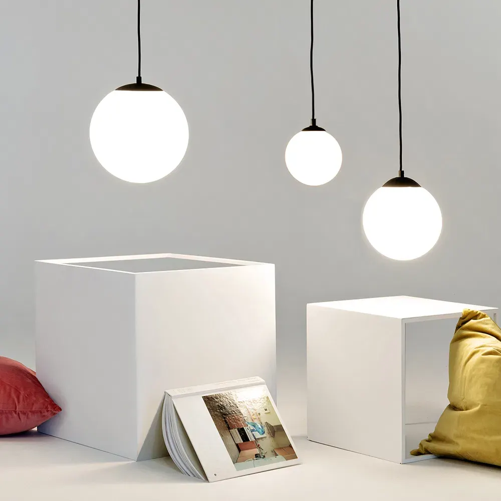 Viseća lampa MANEN S — stražnji prikaz