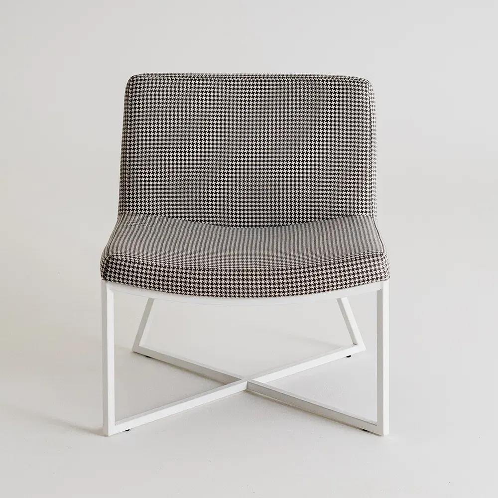 Naslonjač ZERO – svijetli houndstooth, bijela — stražnji prikaz