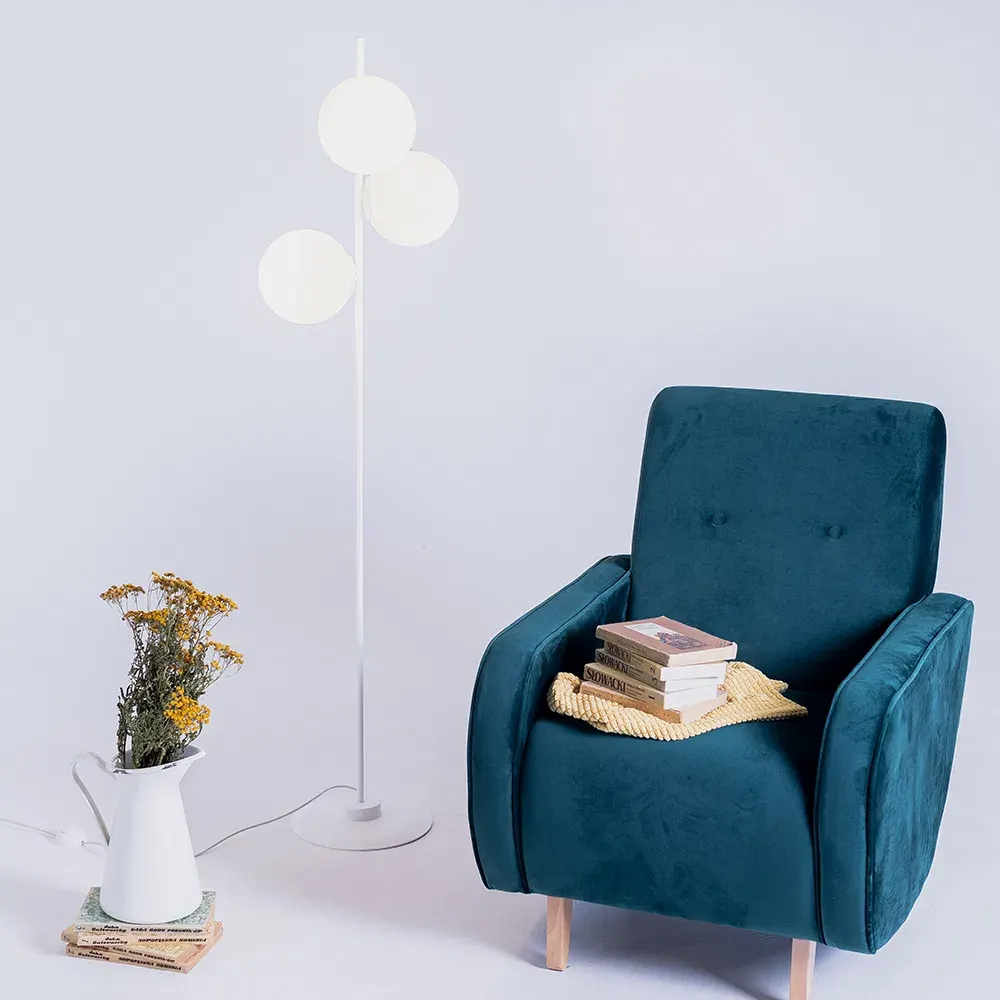 Podna lampa BOBLER – bijela — stražnji prikaz
