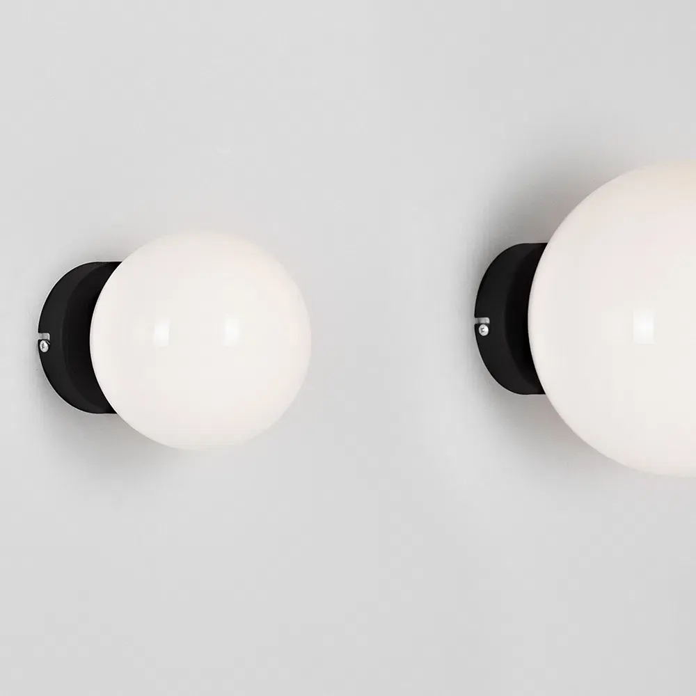 Zidna lampa MANEN S, crna — detalj