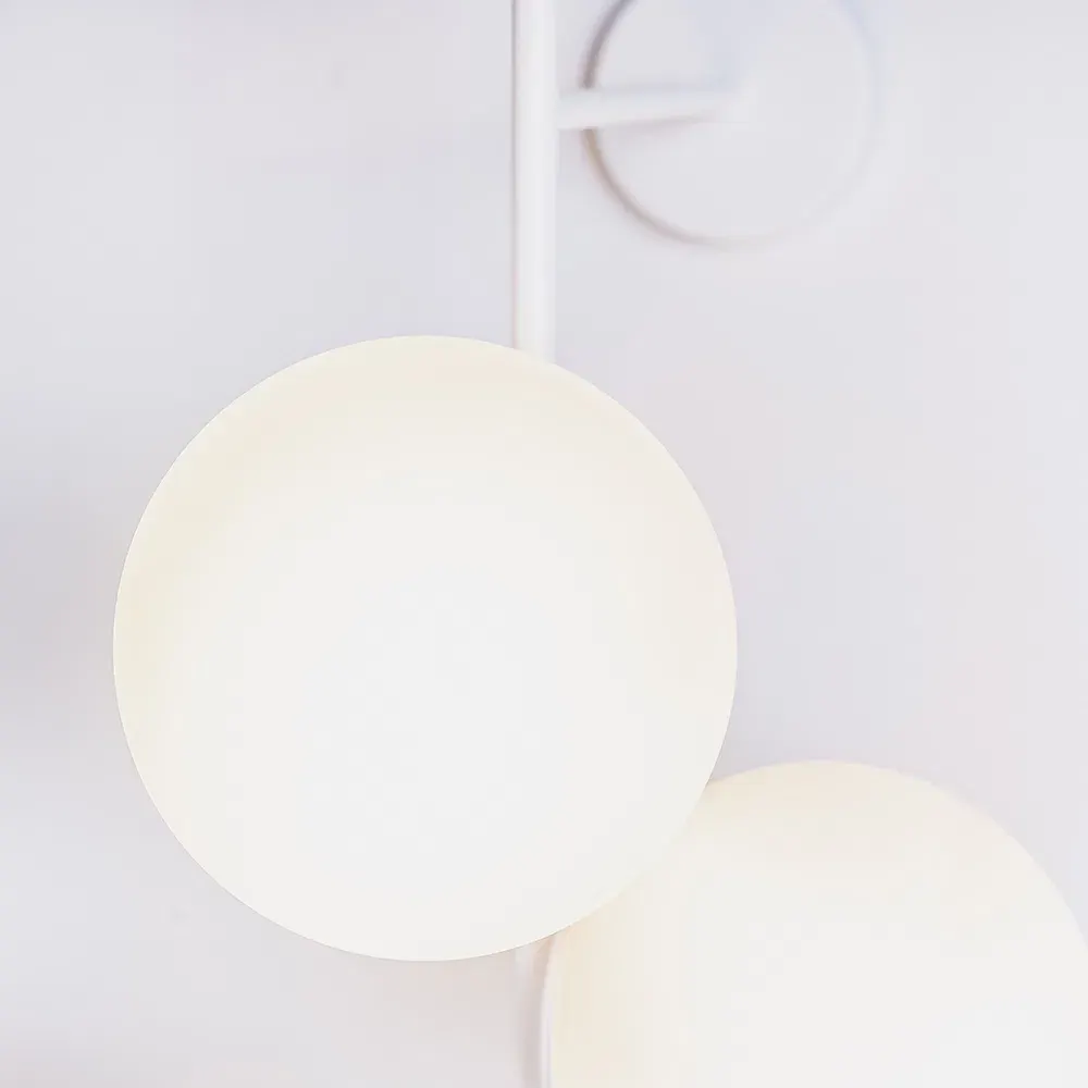 Zidna lampa BOBLER 1connect – bijela — gornji prikaz