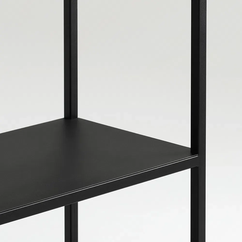 Knjižnica HYLLER metal, crna — lifestyle prikaz