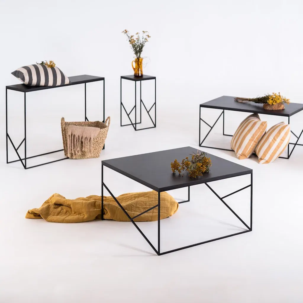 Klub stol FANCY BASIC 80 – crna — bočni prikaz
