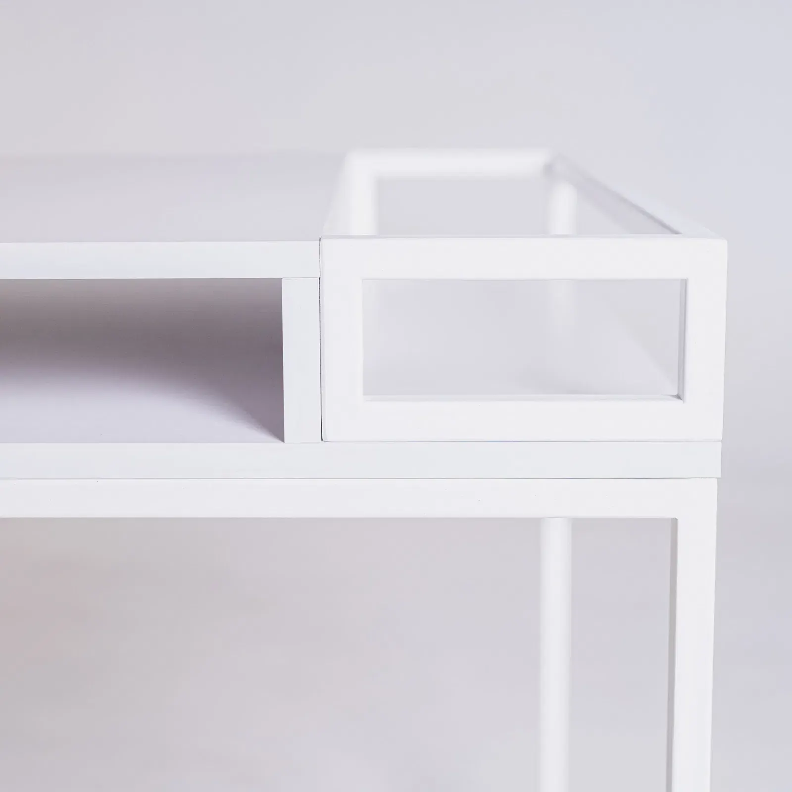Radni stol K1 140 – bijela — detalj