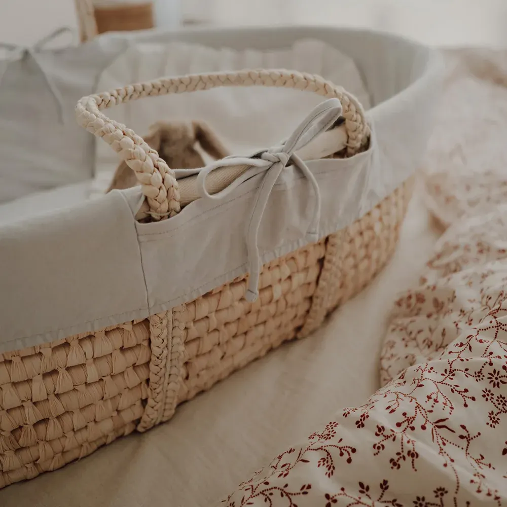 Navlaka za košaru siva, pamučna — lifestyle prikaz
