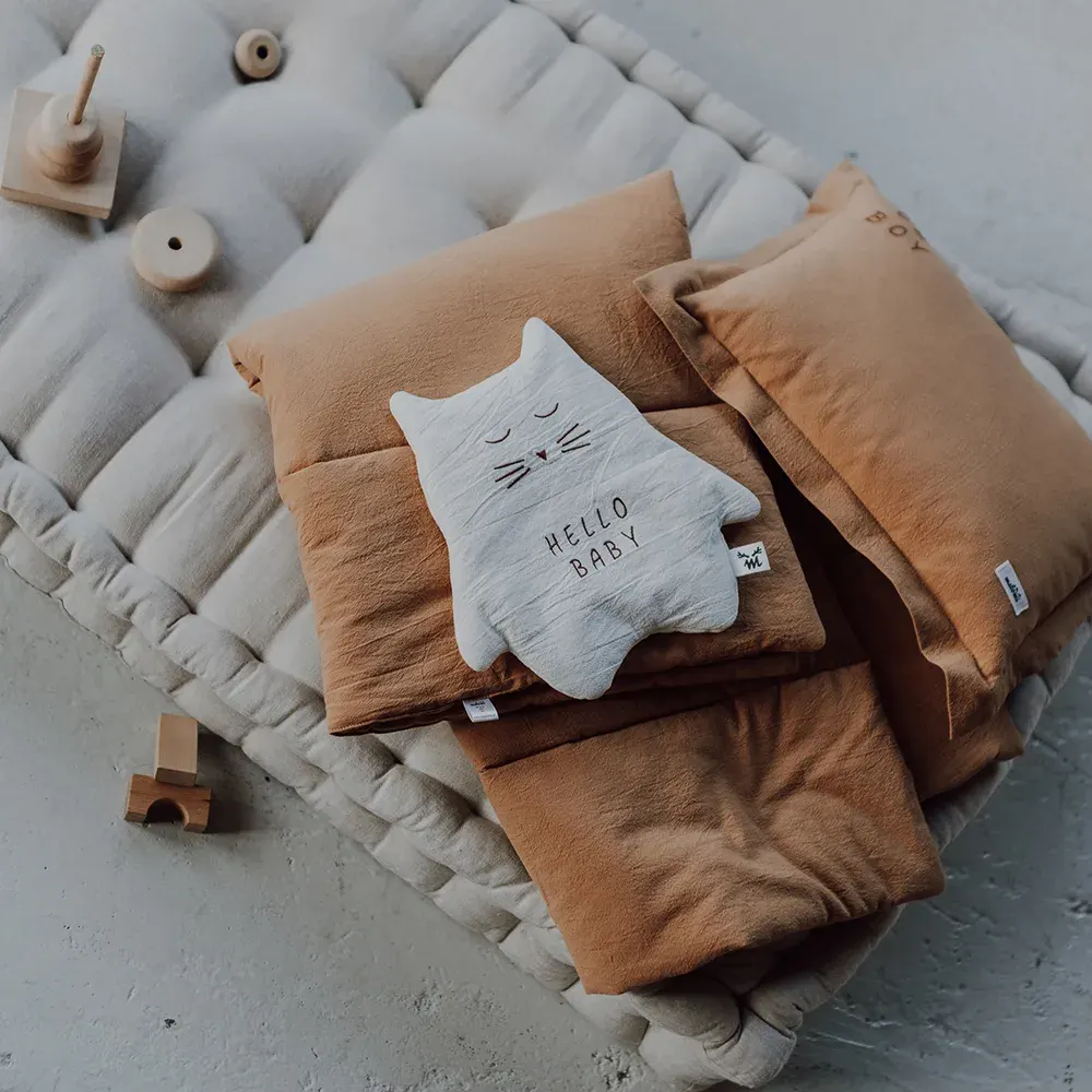 Mekana Igračka Prani Pamuk Ekru — bočni prikaz