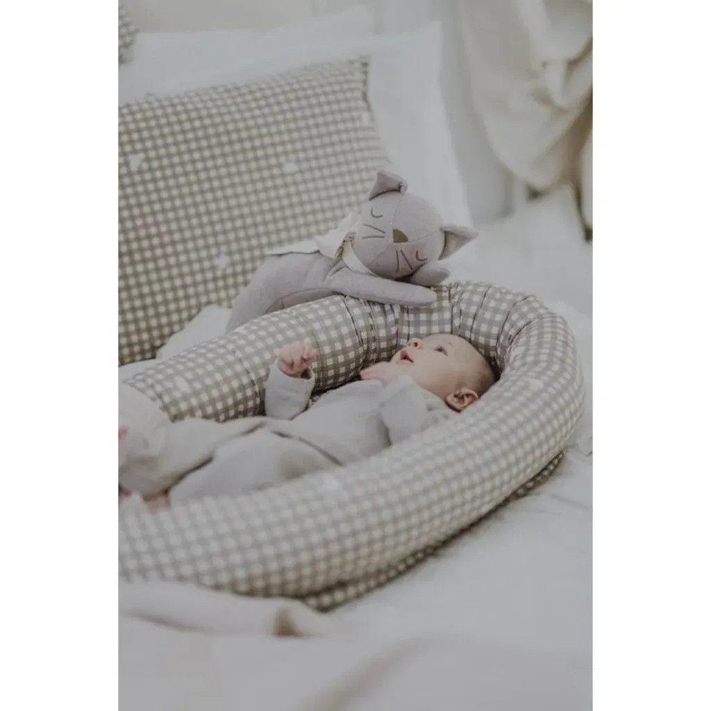 Gnijezdo za Bebe Countryside Check Bež — bočni prikaz