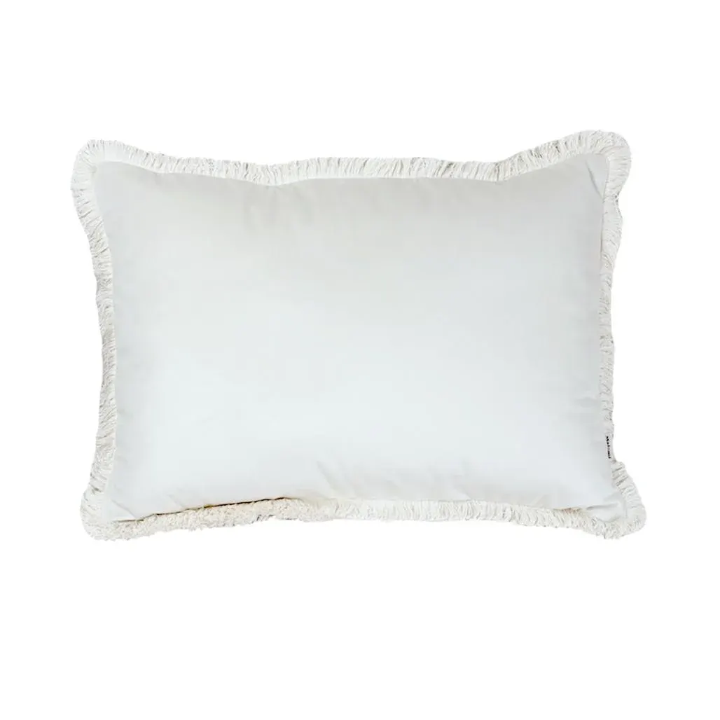 Pillow Delux With Fringles Vanilla Cream