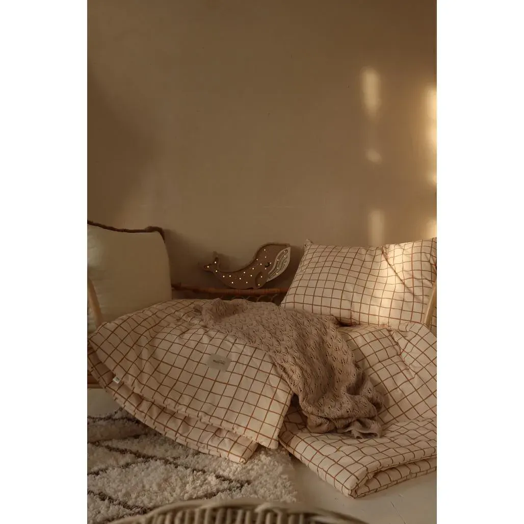 Set Posteljine Camel Check Kamel M — lifestyle prikaz