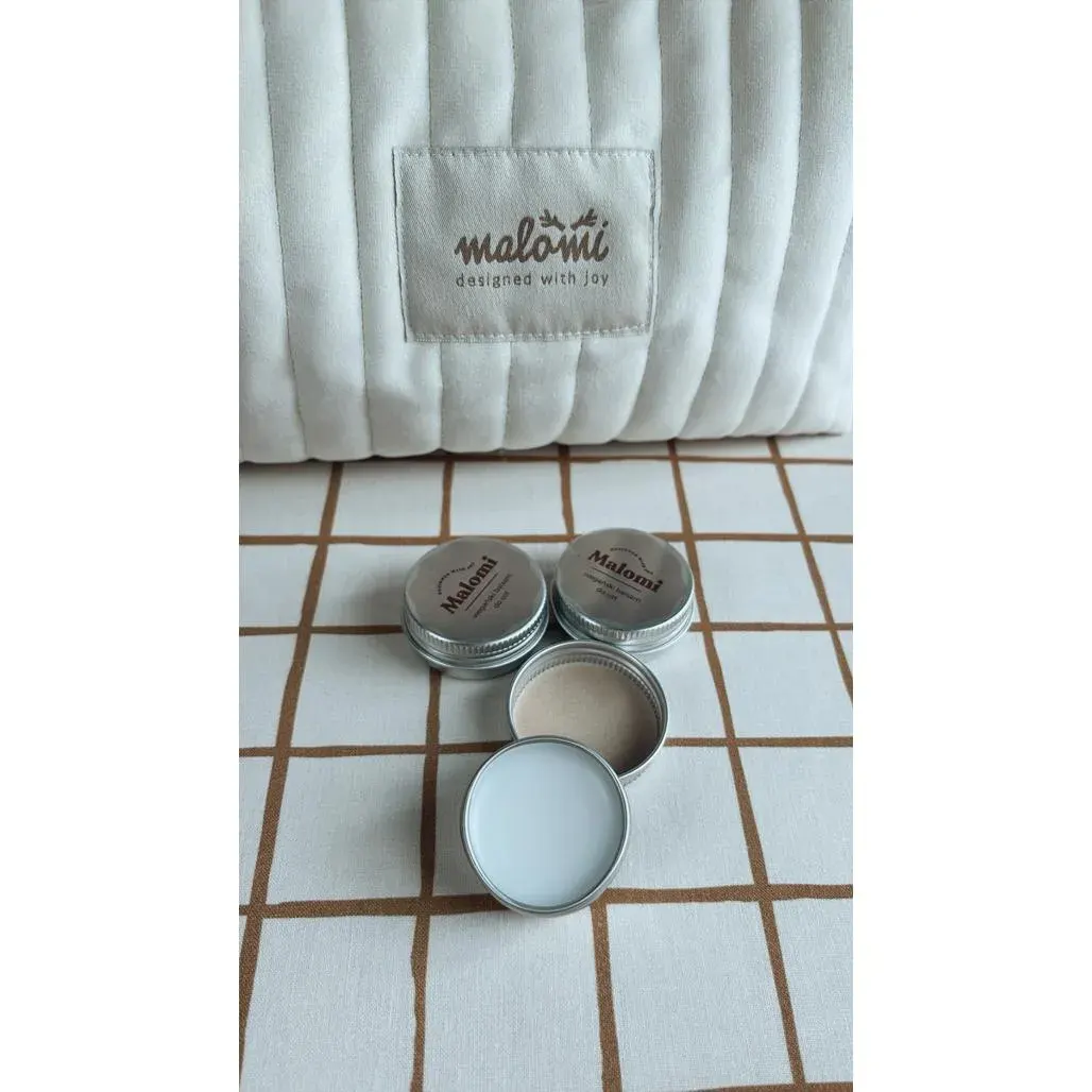 Toaletna Torbica Deluxe Vanilija Krem M za Mame — slika 10