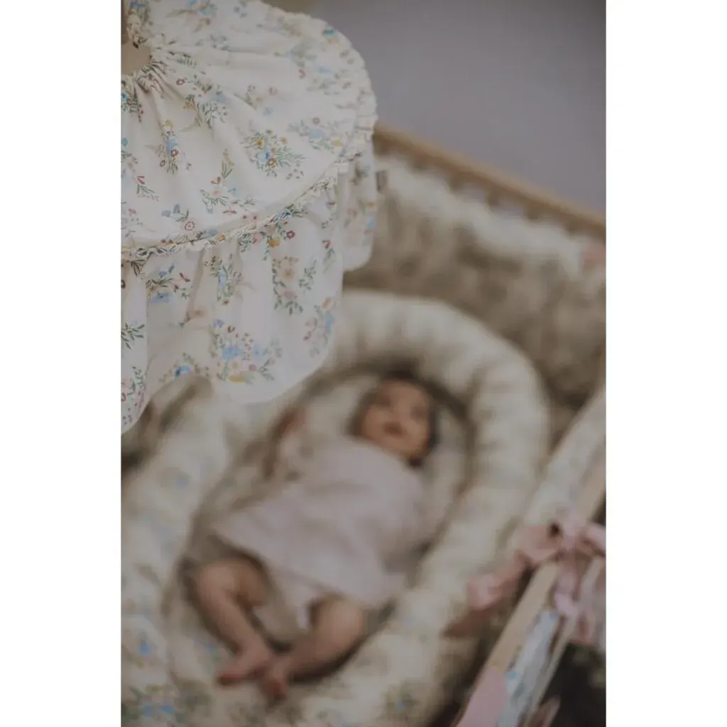 Gnijezdo za Bebe Blooming Meadow Višebojno — slika 8