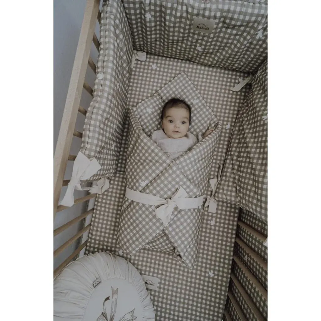 Kukuljica za Bebe Countryside Check Bež — bočni prikaz