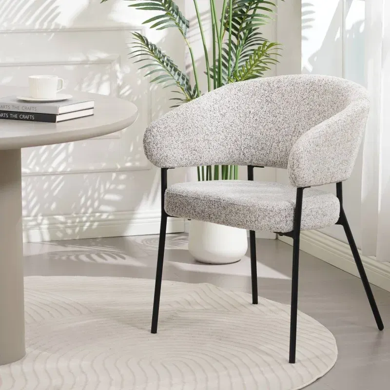 Tapecirana stolica Amul Beige, svijetlo siva — bočni prikaz