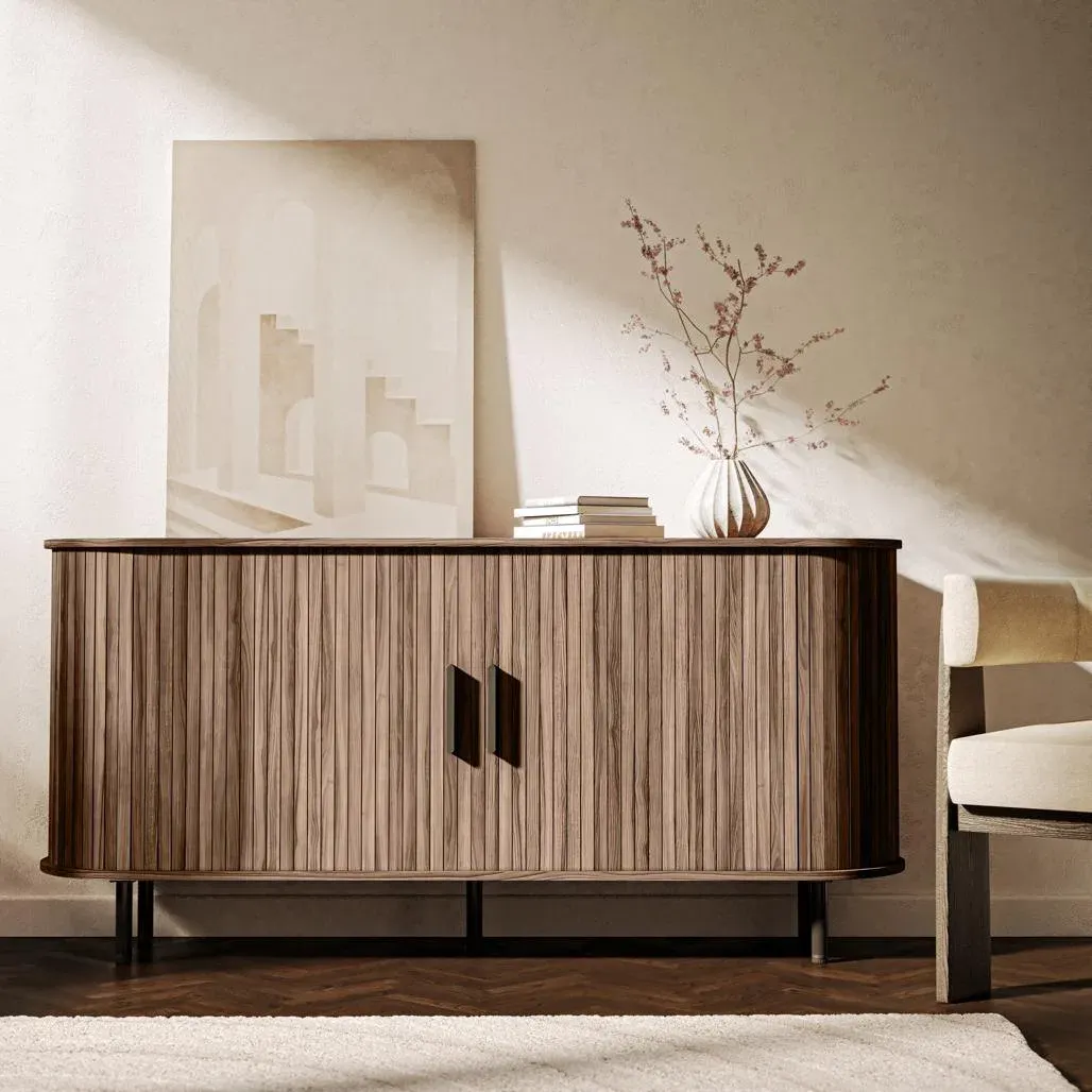 Komoda s ladicama Epique, orah — lifestyle prikaz