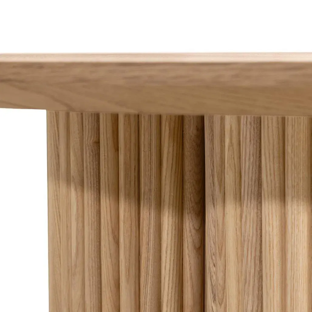 Klub stol Naora Ii, hrast — detalj