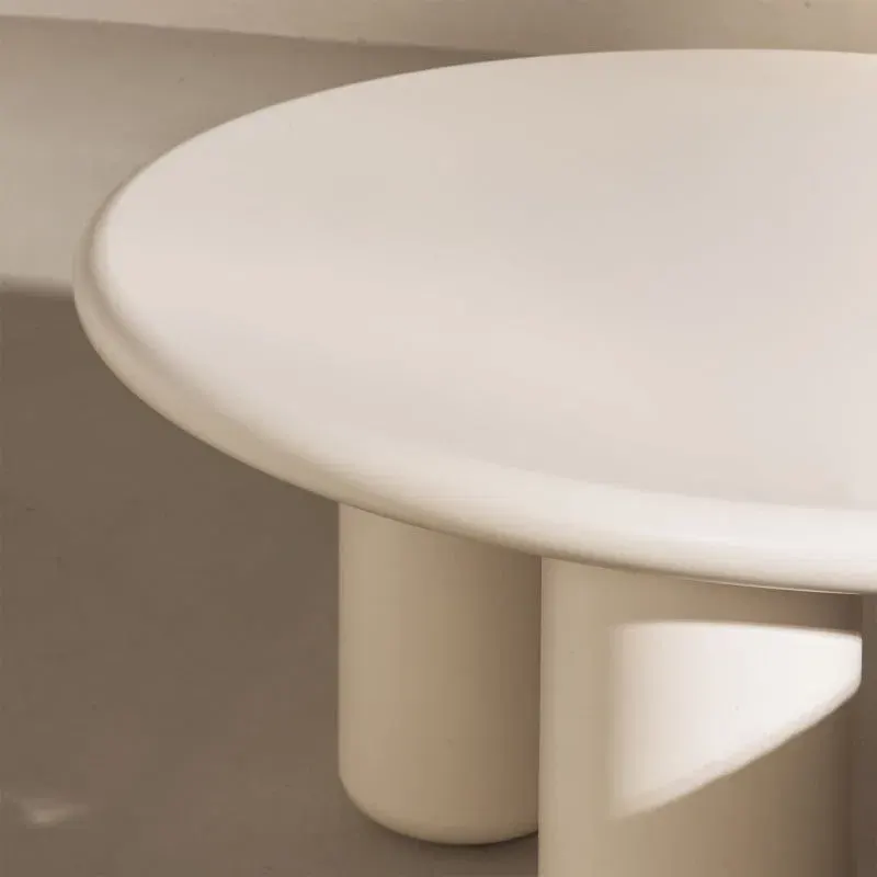 Klub stol Toni, krem — detalj