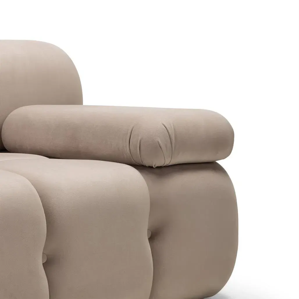 Sofa Urbanique, svijetlo bež — bočni prikaz