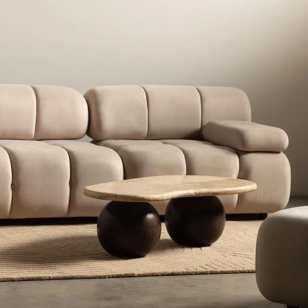 Sofa Urbanique, svijetlo bež — detalj