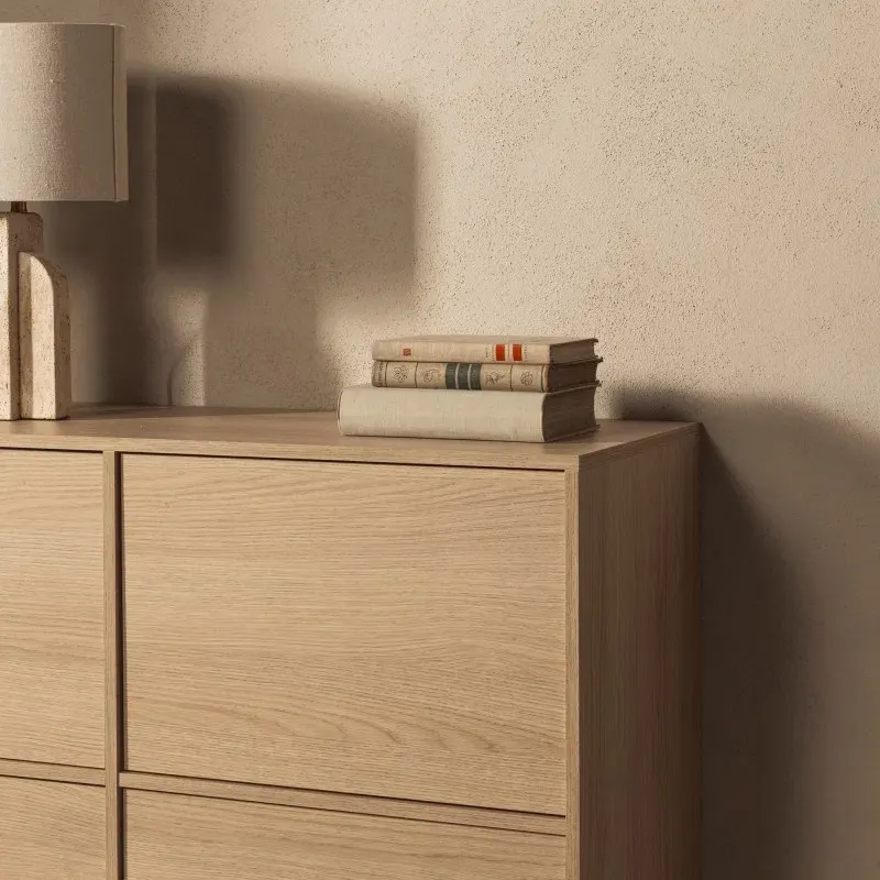 Komoda s ladicama Wasabi Four, hrast — detalj