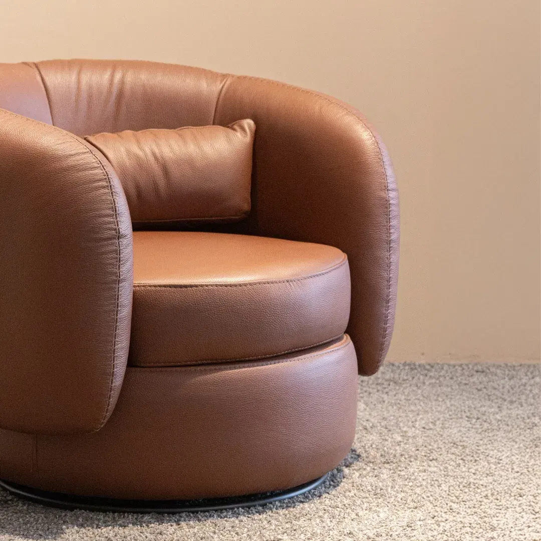 Fotelja Lupo — lifestyle prikaz