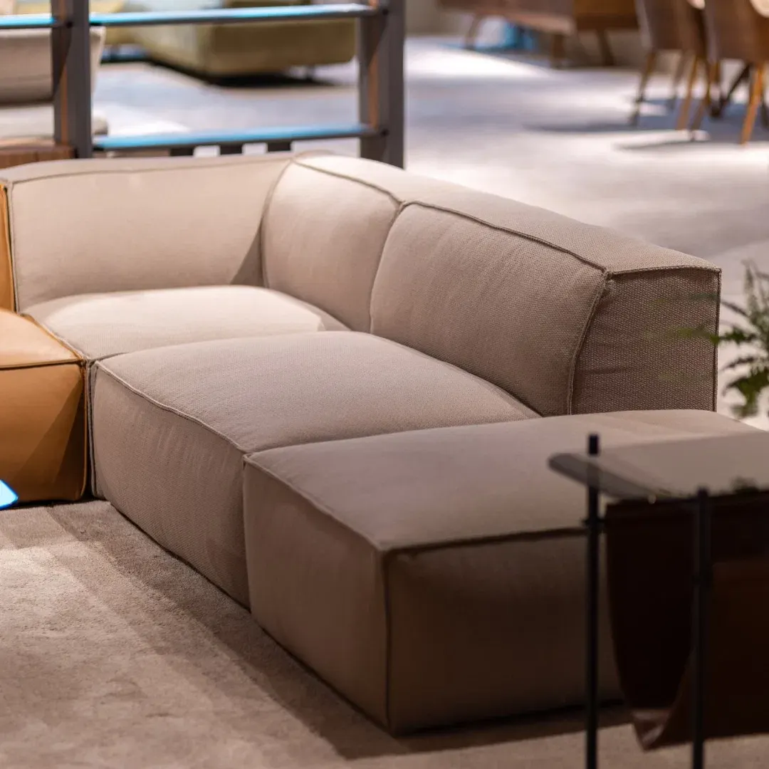 Modularna garnitura Roma — detalj