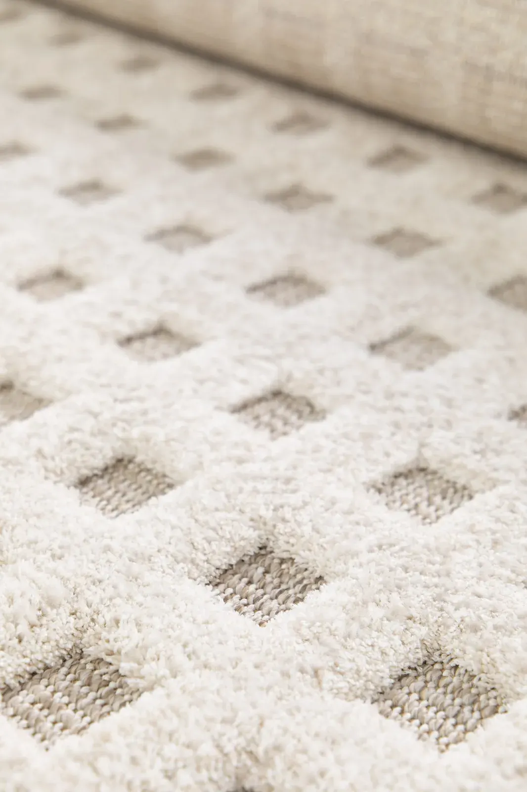 Tepih DIENA 40418 bijela, 080×150 cm — detalj