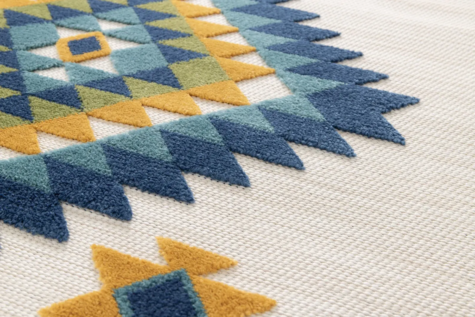 Tepih MILA 23532 multi, 080×150 cm — stražnji prikaz