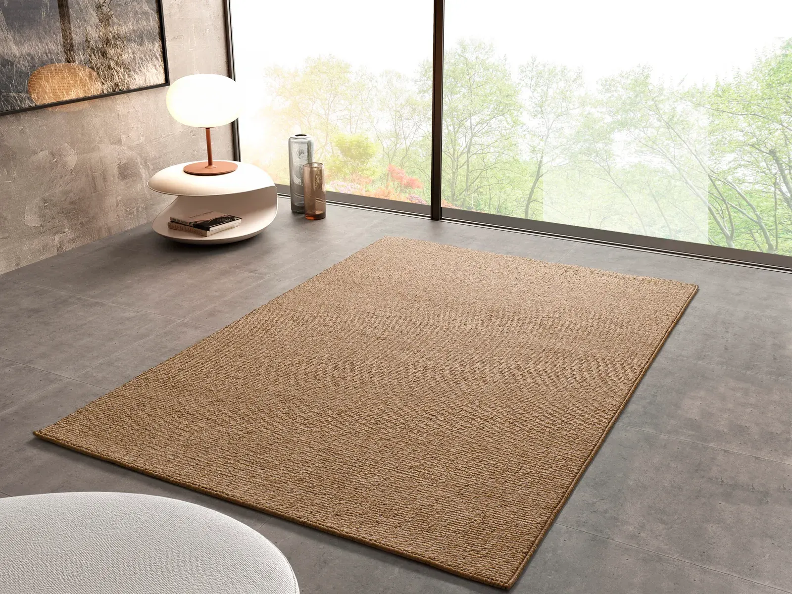 Tepih PETRA LISO prirodna, 080×150 cm — lifestyle prikaz