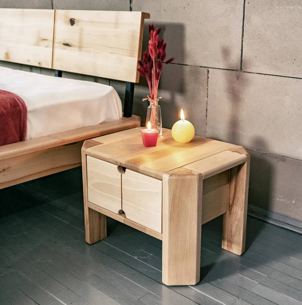 Noćni ormarić Loft – laneno ulje — bočni prikaz