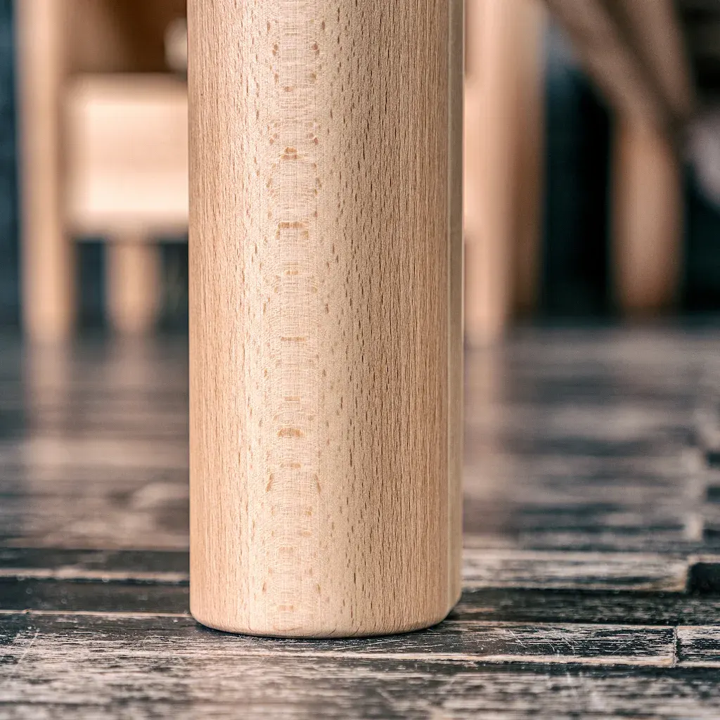 Bračni krevet Drop Hard 140×200 – neobrađeno drvo — stražnji prikaz